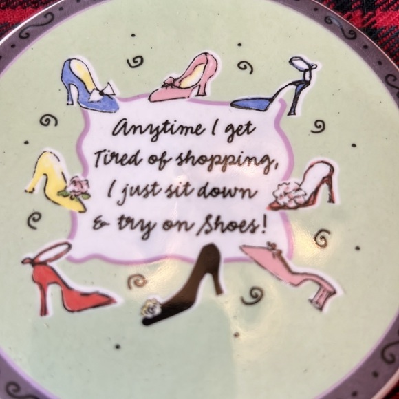 Linda Grayson collection of glasses and coasters - Picture 7 of 14